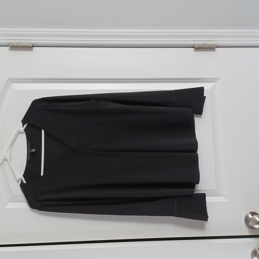 Long sleeve blouse with button on sleeve